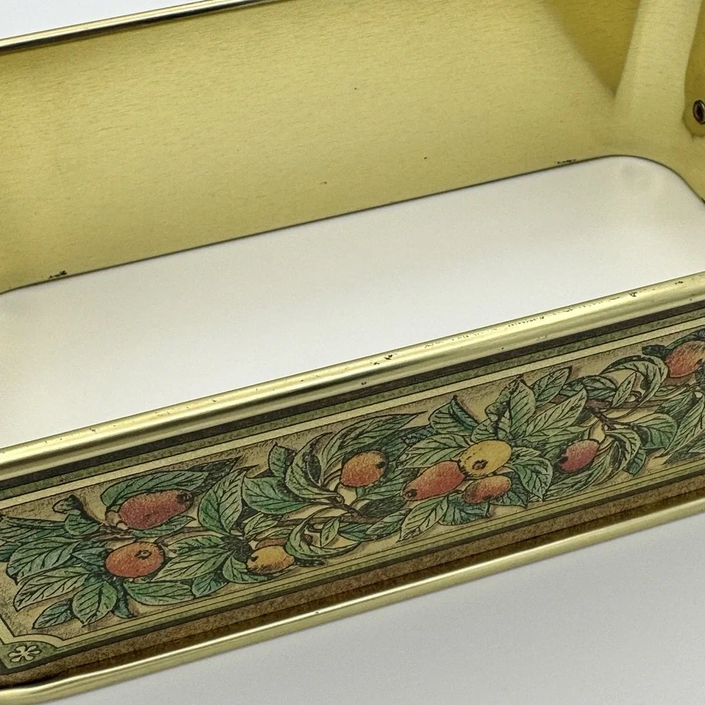 Vintage Pyrex 213 Fruit Harvest Amber Loaf Pan‎ w Metal Cradle 1.5 Qt